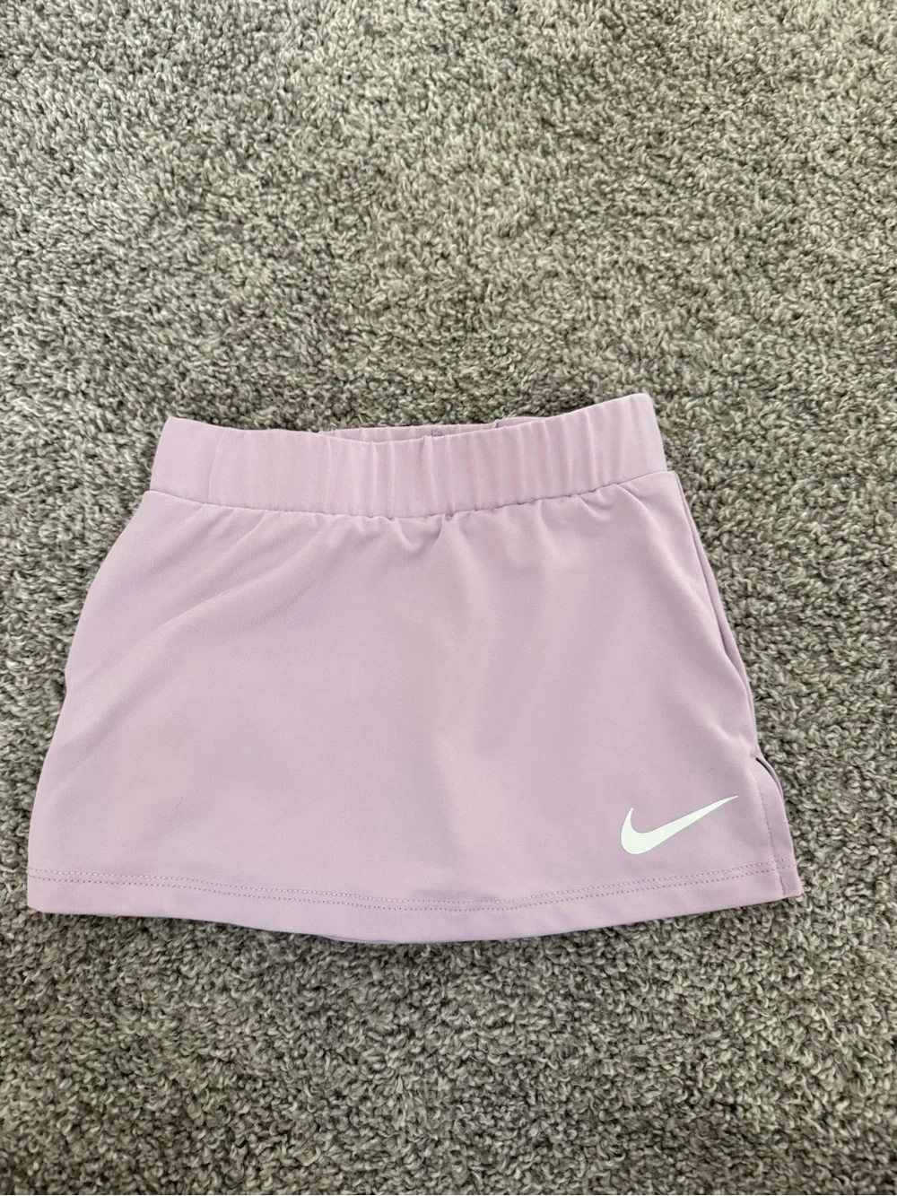 Toddler Girl’s Nike Outfit - Picture 3 of 6